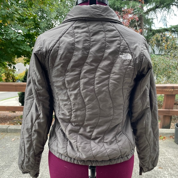 The North Face Thermal Jacket - Picture 2 of 8